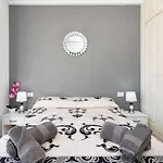 Manuda Luxury